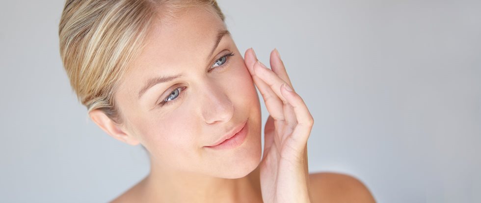 Hyaluronsäure bildet die Basis für die Eucerin Pflegeserie HYALURON-FILLER
